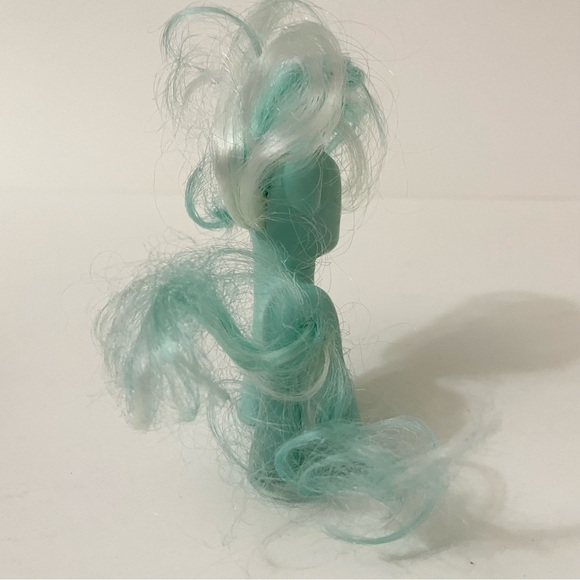 My Little Pony Friendship is Magic Lyra Heartstrings Figure Toy - Picture 7 of 13